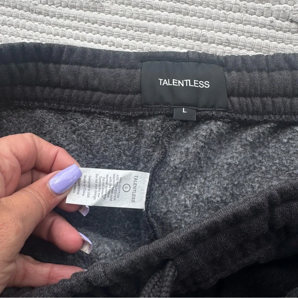 Talentless Men’s Heather Straight Leg Sweatpants – Charcoal Heather L Fleece